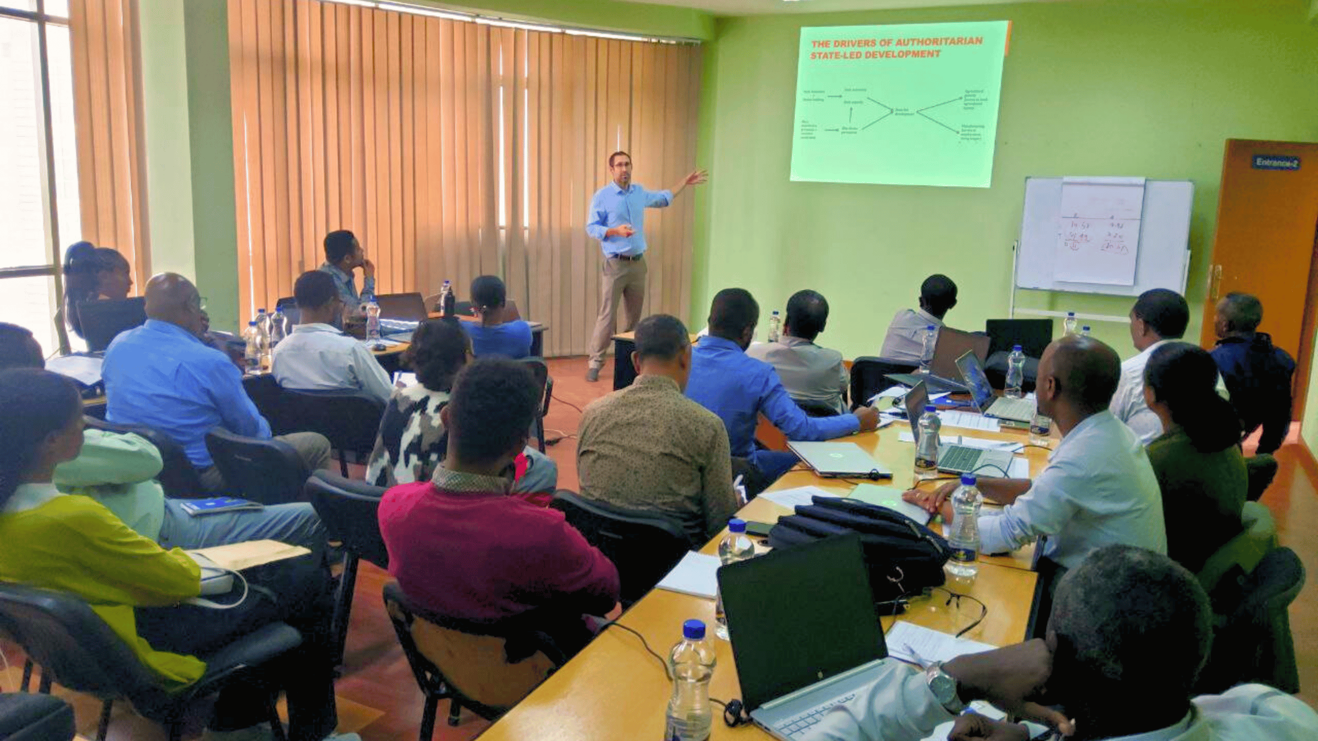 
Dr. Tom Lavers Delivers Insightful Talk on Ethiopian Development to EEA Members and Researchers
